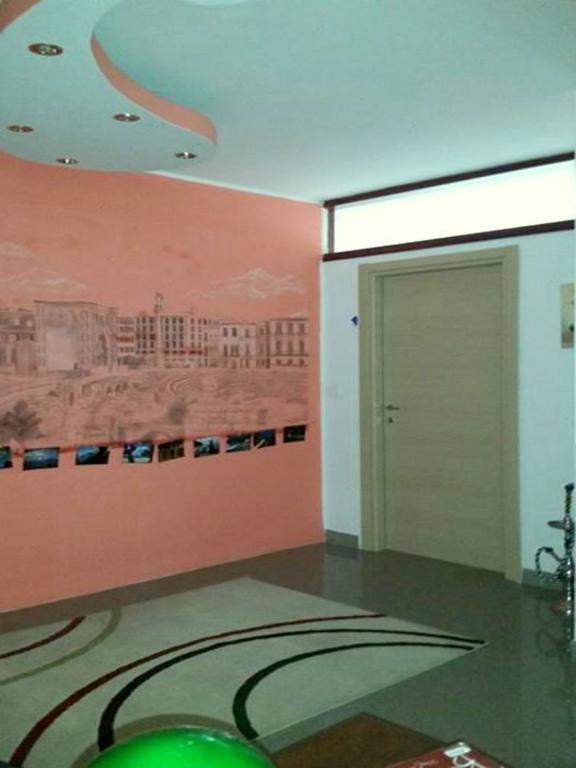 Lo Specchio Del Salento Bed & Breakfast เลชเช ห้อง รูปภาพ